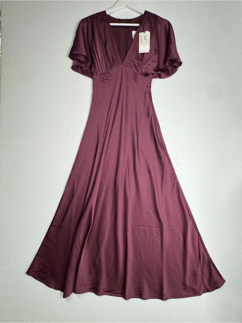 NWT Abercrombie Flutter Sleeve Satin Maxi in Maroon, Size SP